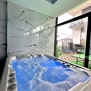 Hotel Luxmani & Tbilisi